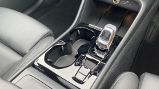 Volvo XC40 2.0 B4P Ultra Dark 5dr Auto Petrol Estate